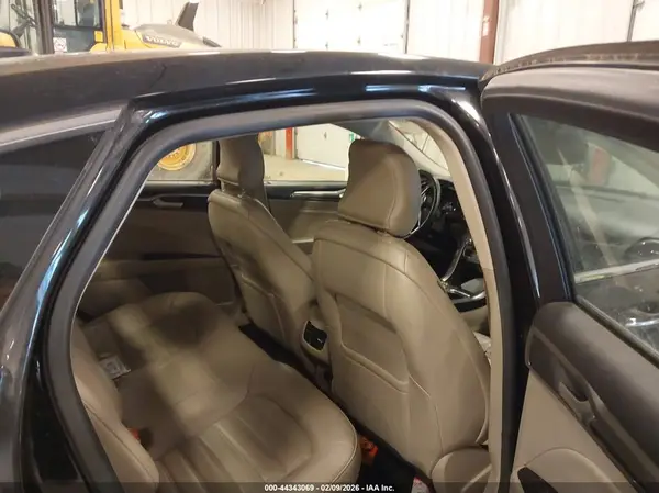 3FA6P0HD9HR403635 2017 FORD FUSION - Image 8