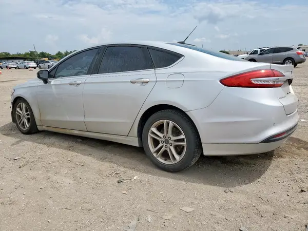 3FA6P0HD9JR109643 2018 FORD FUSION - Image 2