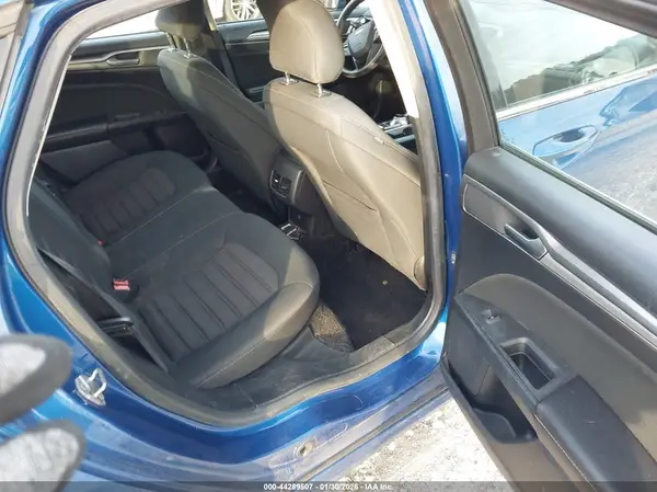 3FA6P0HD9JR130573 2018 FORD FUSION - Image 8