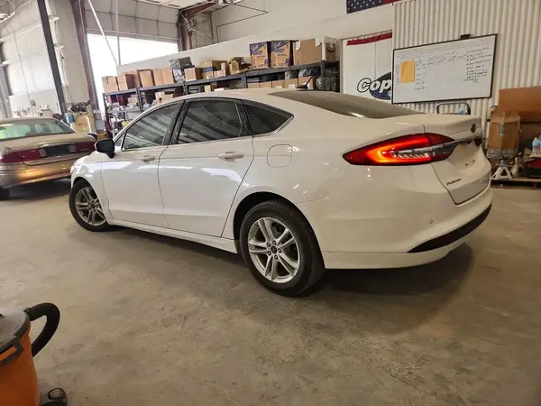 3FA6P0HD9JR136566 2018 FORD FUSION - Image 2