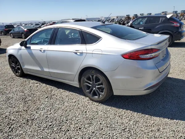 3FA6P0HD9JR158793 2018 FORD FUSION - Image 2