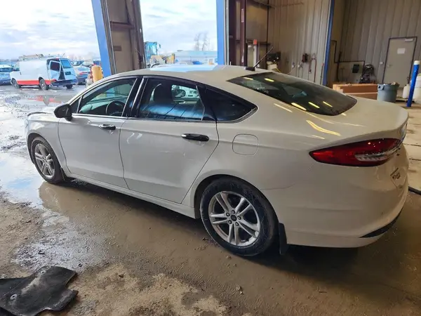 3FA6P0HD9JR179594 2018 FORD FUSION - Image 2