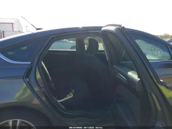 3FA6P0HD9JR188909 2018 FORD FUSION - Image 8