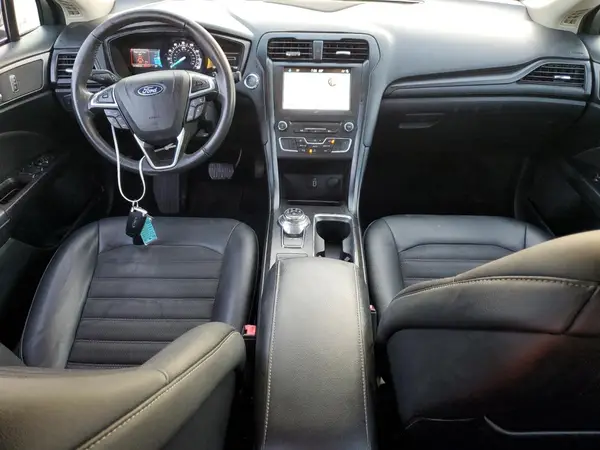 3FA6P0HD9JR200802 2018 FORD FUSION - Image 8