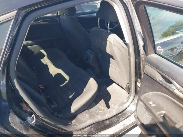 3FA6P0HD9JR203201 2018 FORD FUSION - Image 8