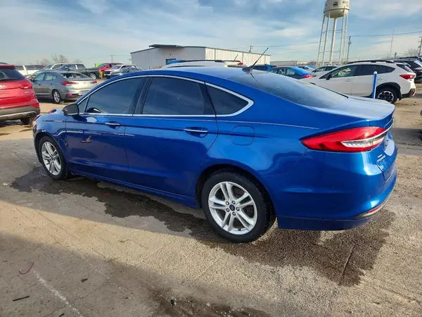 3FA6P0HD9JR213498 2018 FORD FUSION - Image 2