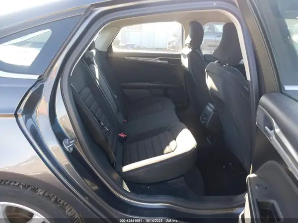 3FA6P0HD9JR218894 2018 FORD FUSION - Image 8
