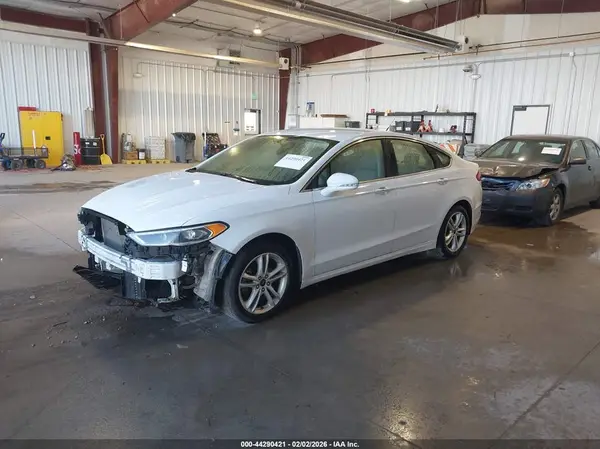 3FA6P0HD9JR227403 2018 FORD FUSION - Image 2