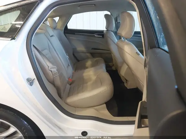 3FA6P0HD9JR227403 2018 FORD FUSION - Image 8