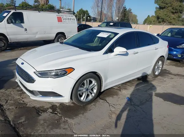 3FA6P0HD9JR233217 2018 FORD FUSION - Image 2