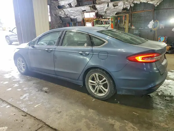 3FA6P0HD9JR237476 2018 FORD FUSION - Image 2