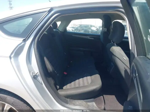 3FA6P0HD9JR258473 2018 FORD FUSION - Image 8