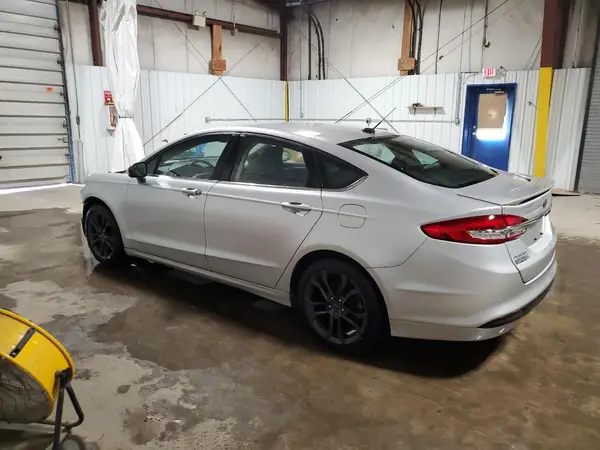 3FA6P0HD9JR258635 2018 FORD FUSION - Image 2