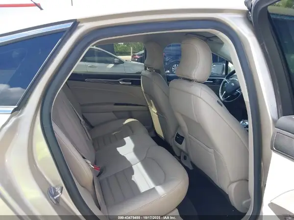 3FA6P0HD9JR259008 2018 FORD FUSION - Image 8