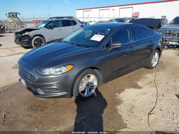 3FA6P0HD9JR260322 2018 FORD FUSION - Image 2