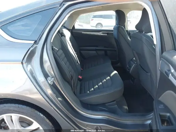 3FA6P0HD9JR260322 2018 FORD FUSION - Image 8