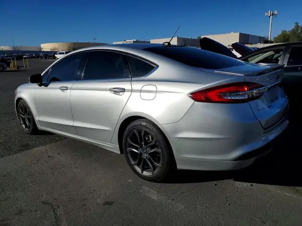 3FA6P0HD9JR260725 2018 FORD FUSION - Image 2