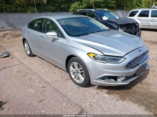 3FA6P0HD9JR270655 2018 FORD FUSION - Image 1