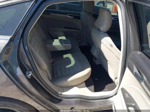 3FA6P0HD9JR271658 2018 FORD FUSION - Image 8