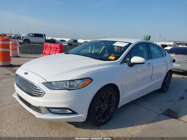 3FA6P0HD9JR279940 2018 FORD FUSION - Image 2