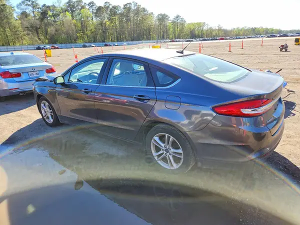 3FA6P0HD9JR281770 2018 FORD FUSION - Image 2