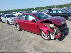 3FA6P0HD9KR102421 2019 FORD FUSION