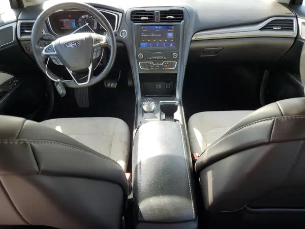 3FA6P0HD9KR114911 2019 FORD FUSION - Image 8