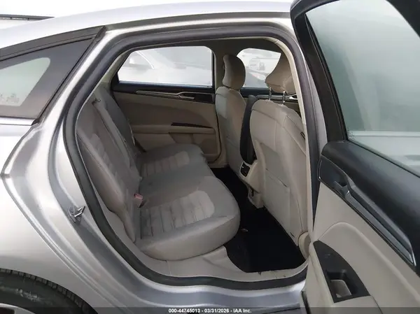 3FA6P0HD9KR136486 2019 FORD FUSION - Image 8