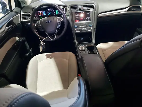 3FA6P0HD9KR146421 2019 FORD FUSION - Image 8