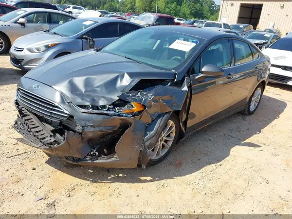 3FA6P0HD9KR146533 2019 FORD FUSION - Image 2