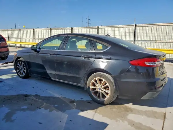3FA6P0HD9KR148590 2019 FORD FUSION - Image 2