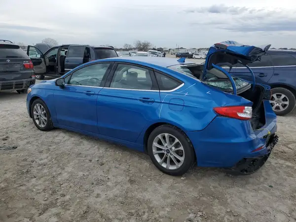 3FA6P0HD9KR159623 2019 FORD FUSION - Image 2