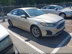 3FA6P0HD9KR159668 2019 FORD FUSION