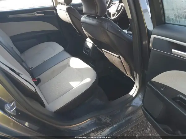 3FA6P0HD9KR164367 2019 FORD FUSION - Image 8