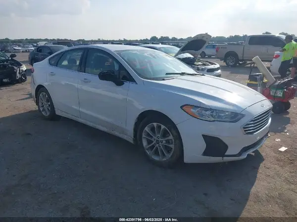 3FA6P0HD9KR171383 2019 FORD FUSION - Image 1