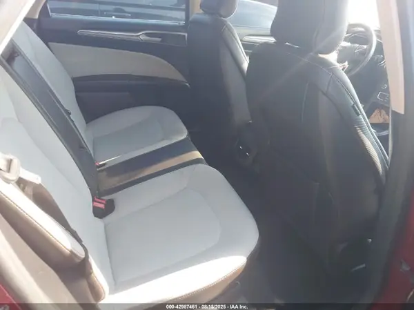 3FA6P0HD9KR171545 2019 FORD FUSION - Image 8