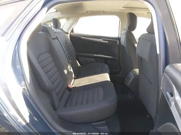 3FA6P0HD9KR174753 2019 FORD FUSION - Image 8