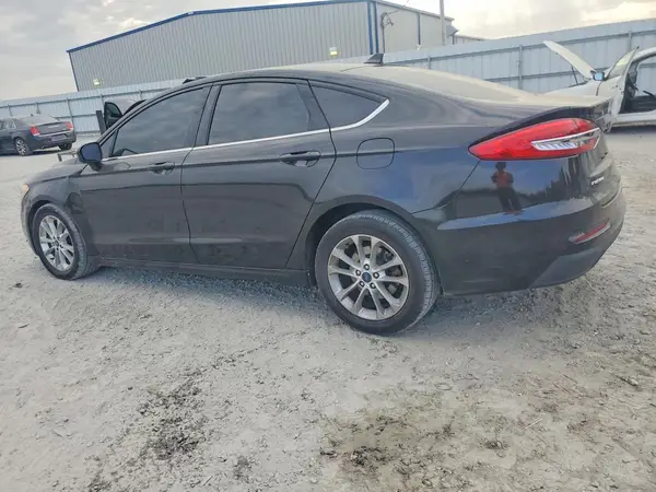 3FA6P0HD9KR186109 2019 FORD FUSION - Image 2
