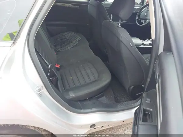 3FA6P0HD9KR194405 2019 FORD FUSION - Image 8