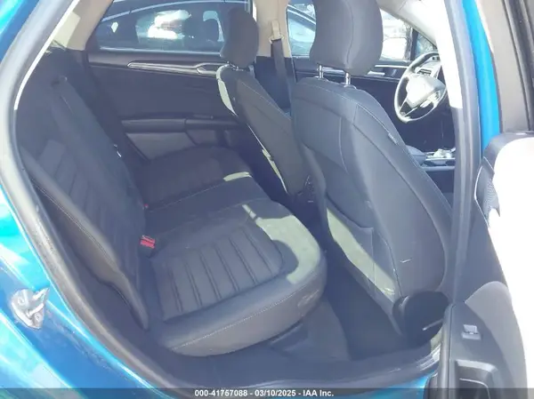 3FA6P0HD9KR195778 2019 FORD FUSION - Image 8