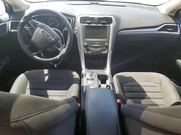 3FA6P0HD9KR199300 2019 FORD FUSION - Image 8