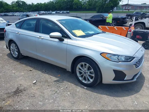 3FA6P0HD9KR213373 2019 FORD FUSION - Image 1