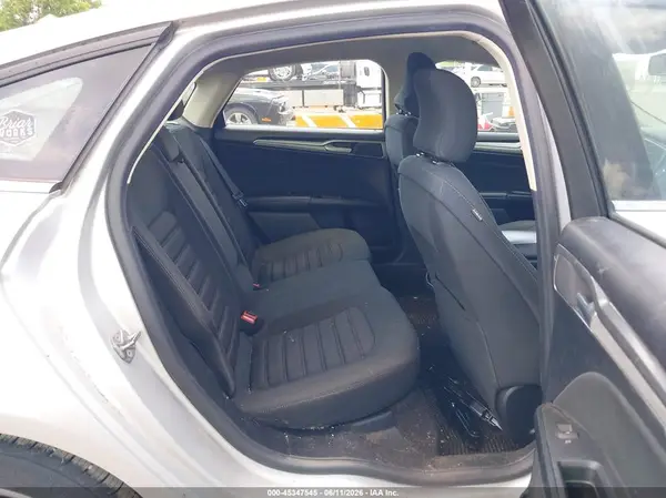 3FA6P0HD9KR213373 2019 FORD FUSION - Image 8