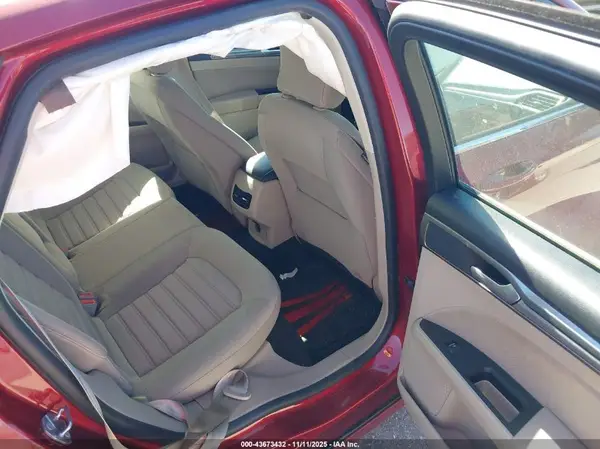 3FA6P0HD9KR229461 2019 FORD FUSION - Image 8