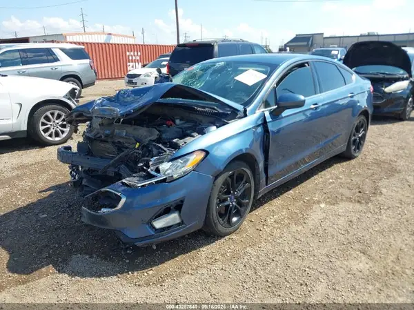 3FA6P0HD9KR231582 2019 FORD FUSION - Image 2