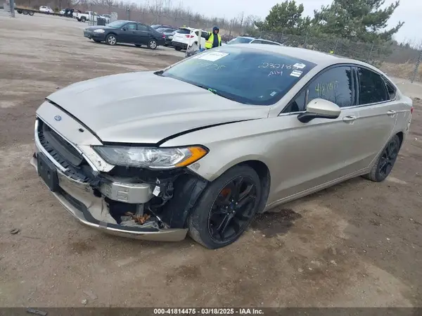 3FA6P0HD9KR232182 2019 FORD FUSION - Image 2