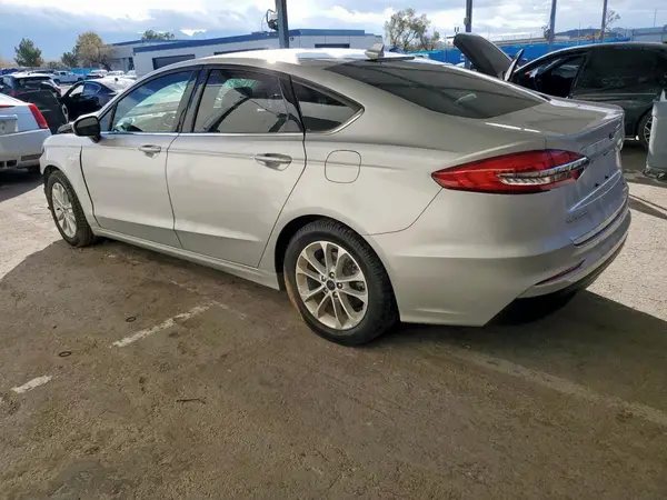 3FA6P0HD9KR232697 2019 FORD FUSION - Image 2