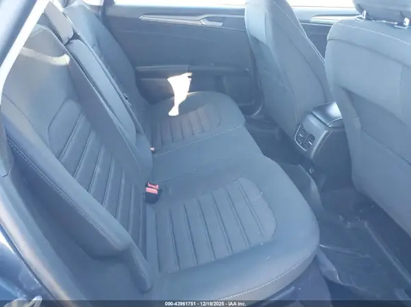 3FA6P0HD9KR245000 2019 FORD FUSION - Image 8
