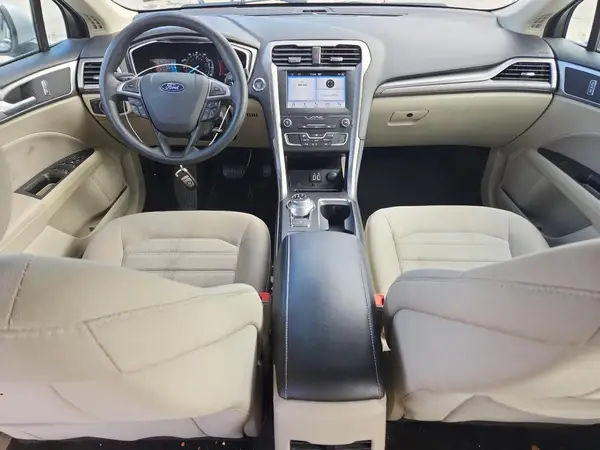 3FA6P0HD9KR247930 2019 FORD FUSION - Image 8