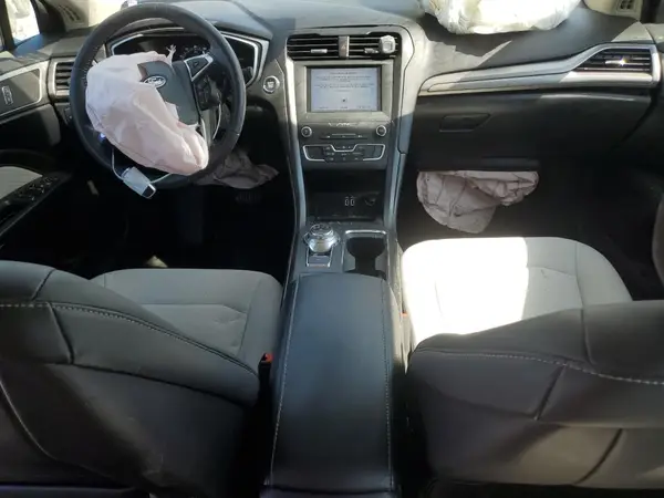 3FA6P0HD9KR248768 2019 FORD FUSION - Image 8